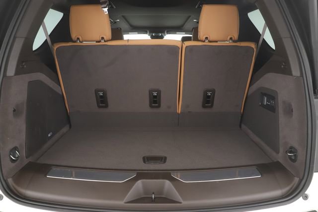Used 2025 Cadillac Escalade Premium Luxury w/ Touring Package image 32