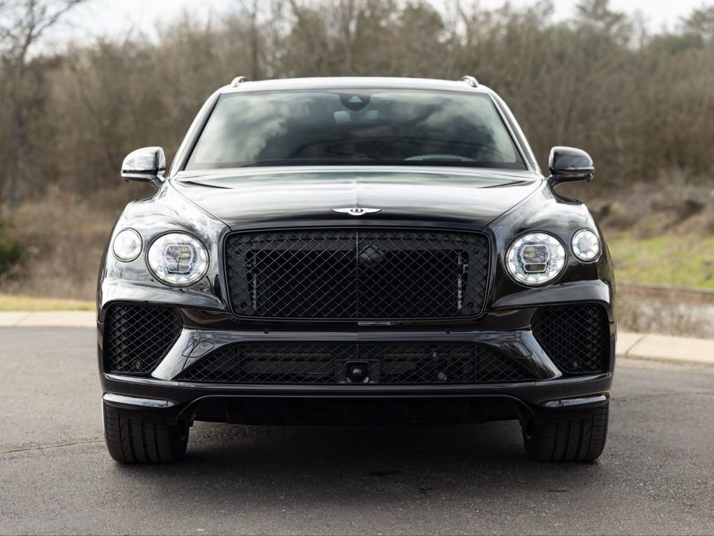 Used 2025 Bentley Bentayga V8 image 15