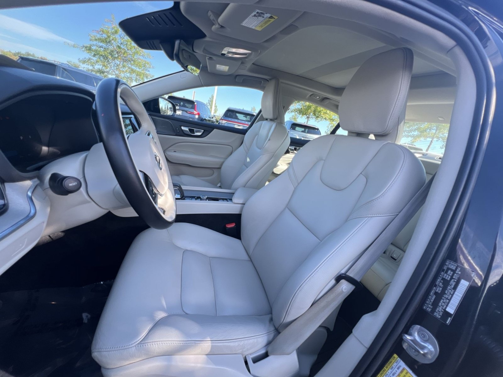 Used 2024 Volvo S60 B5 Plus w/ Climate Package AWD/4WD image 13