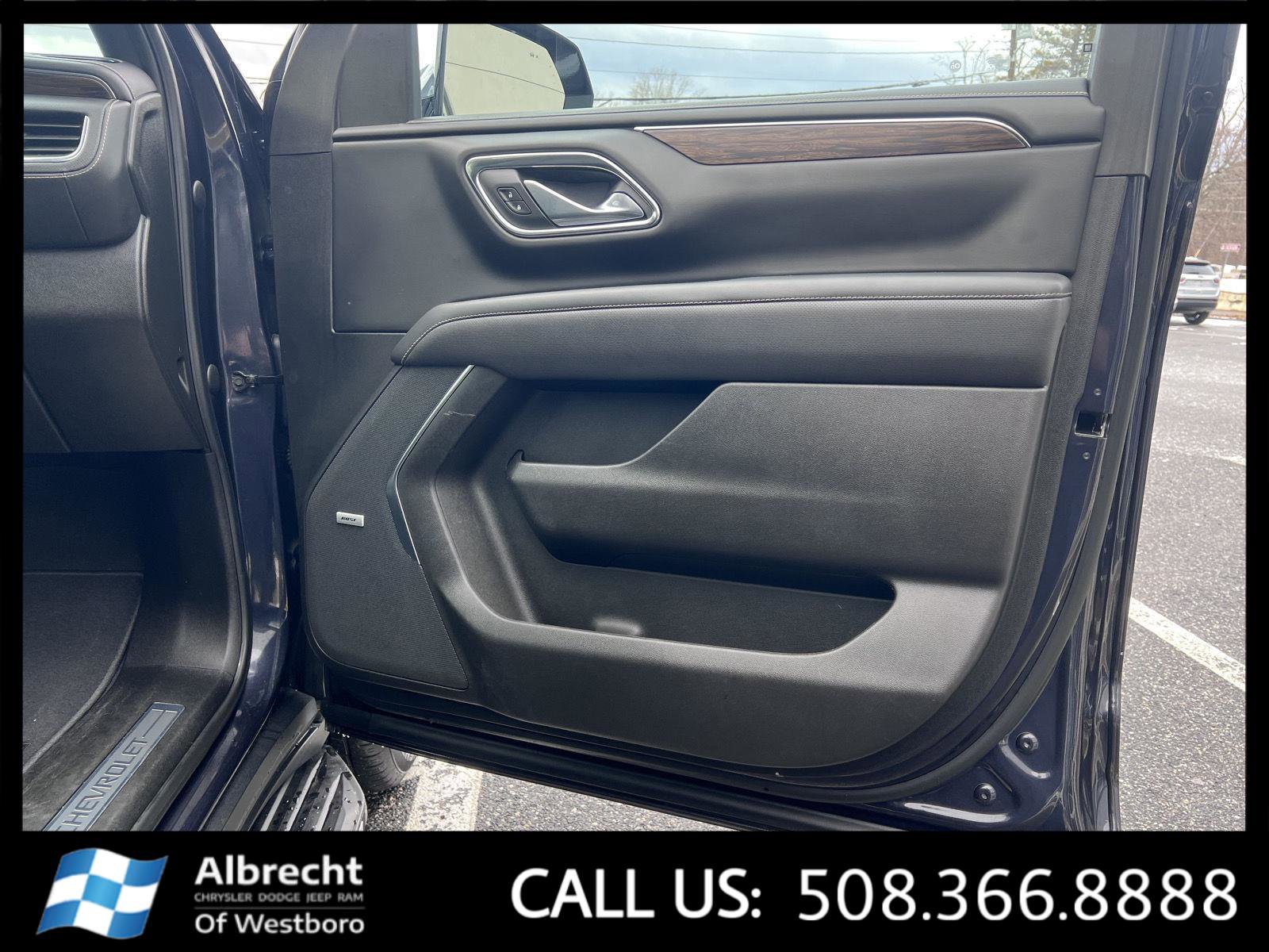 Used 2023 Chevrolet Tahoe Premier w/ Premium Package 2 image 23