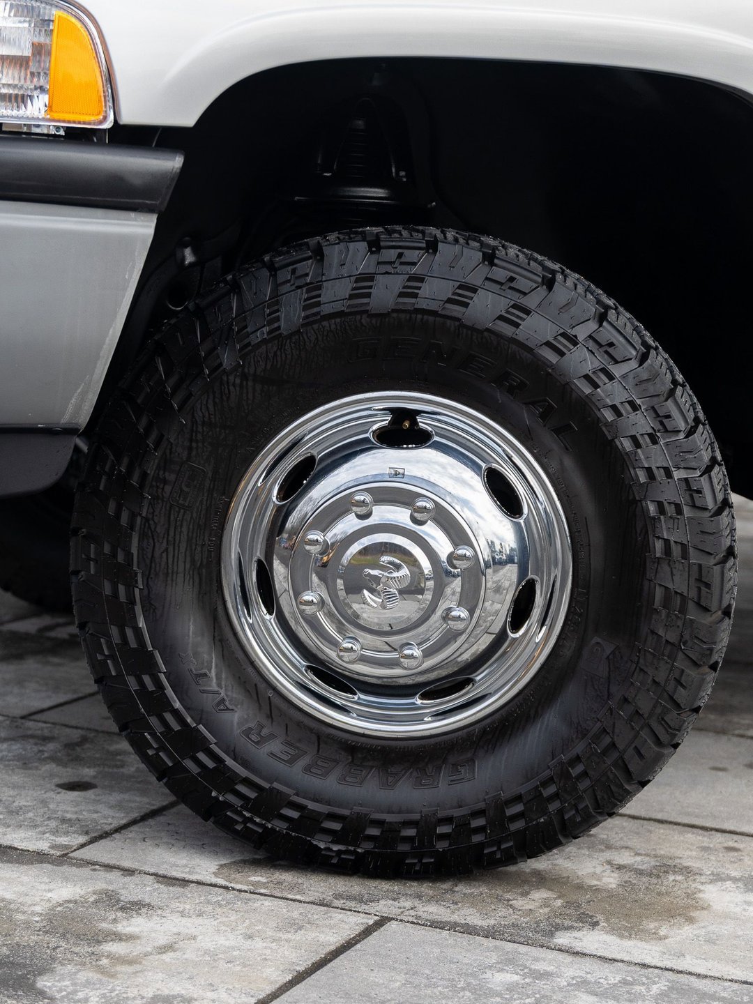 Used 2001 Dodge Ram 3500 Truck 4x4 Quad Cab image 9