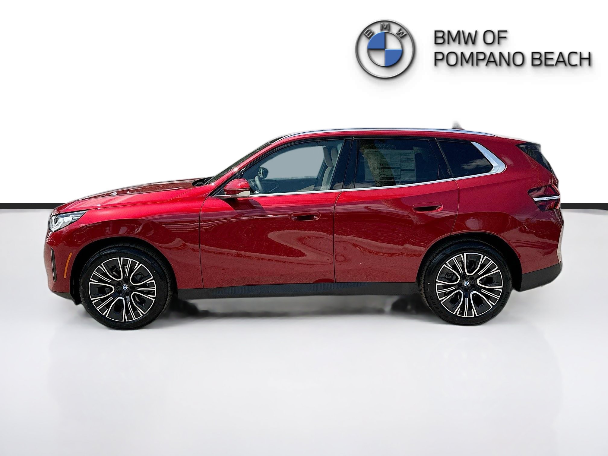 Used 2025 BMW X3 xDrive30i w/ Convenience Package AWD/4WD image 4