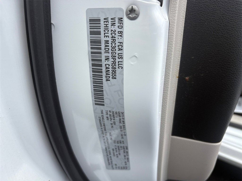 Used 2023 Chrysler Pacifica Limited w/ Trailer Tow Group image 24