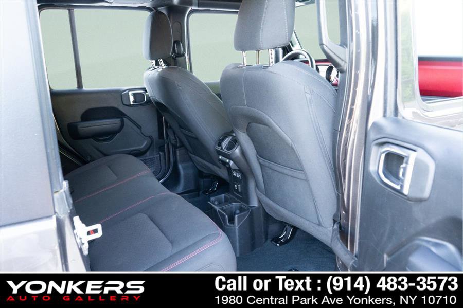 Used 2023 Jeep Wrangler Unlimited Rubicon w/ Safety Group AWD/4WD image 51