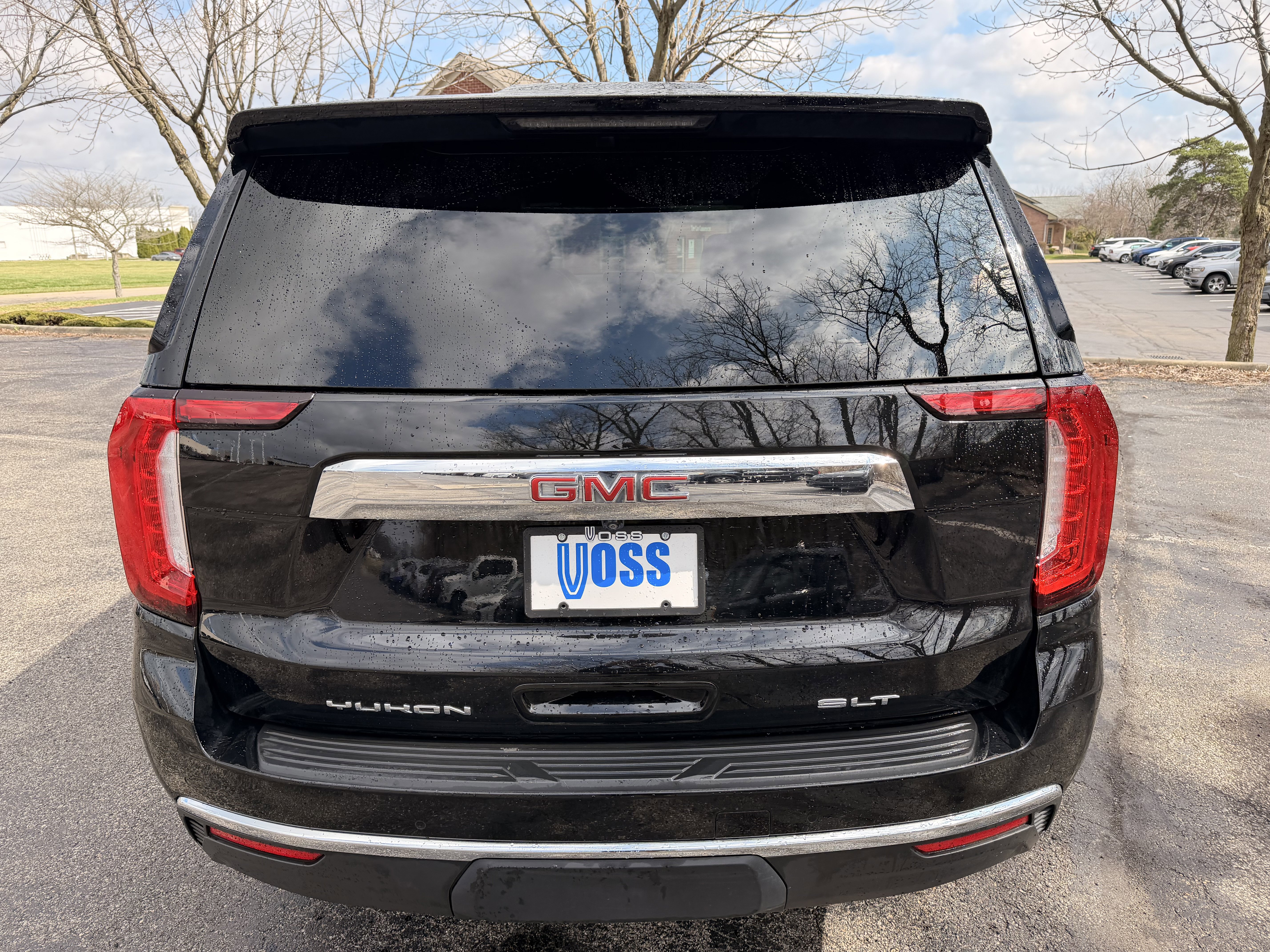 Used 2023 GMC Yukon SLT image 4