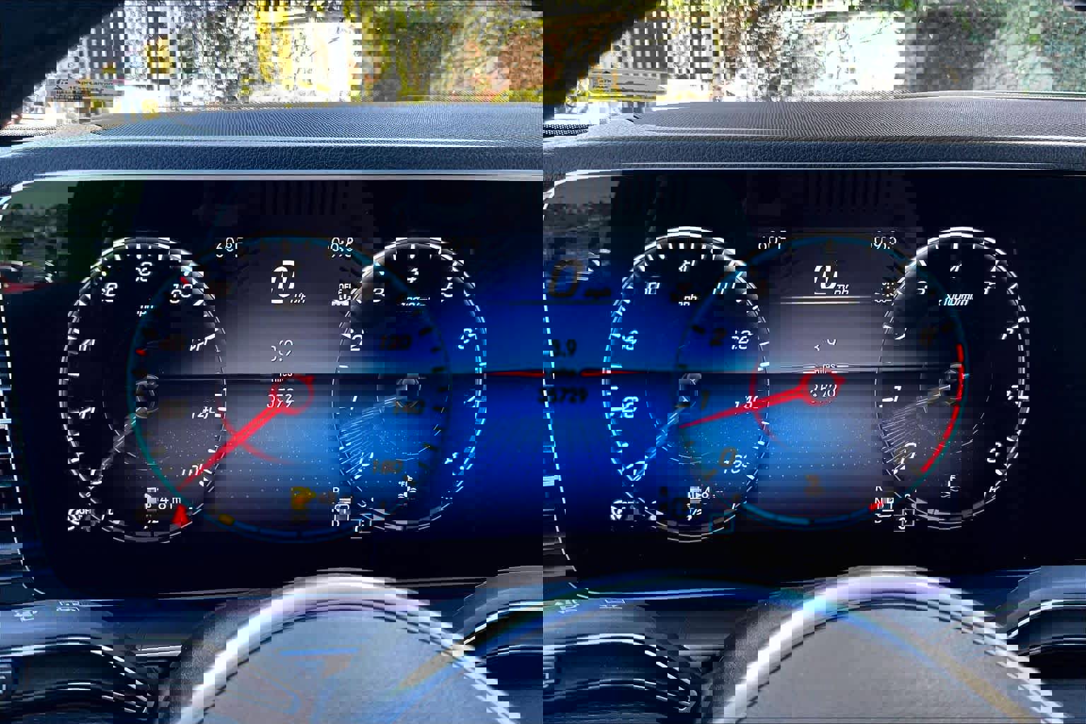 Used 2023 Mercedes-Benz GLE 350 4MATIC image 25