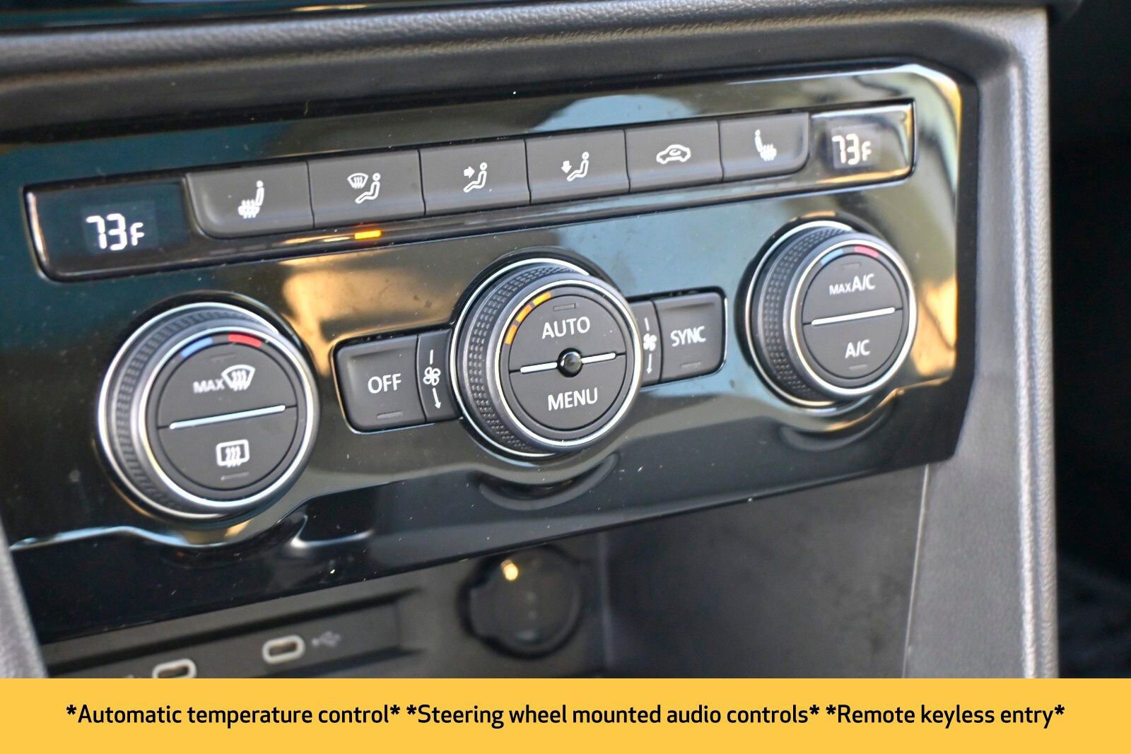 Used 2024 Volkswagen Taos SE w/ Panoramic Sunroof Package image 6