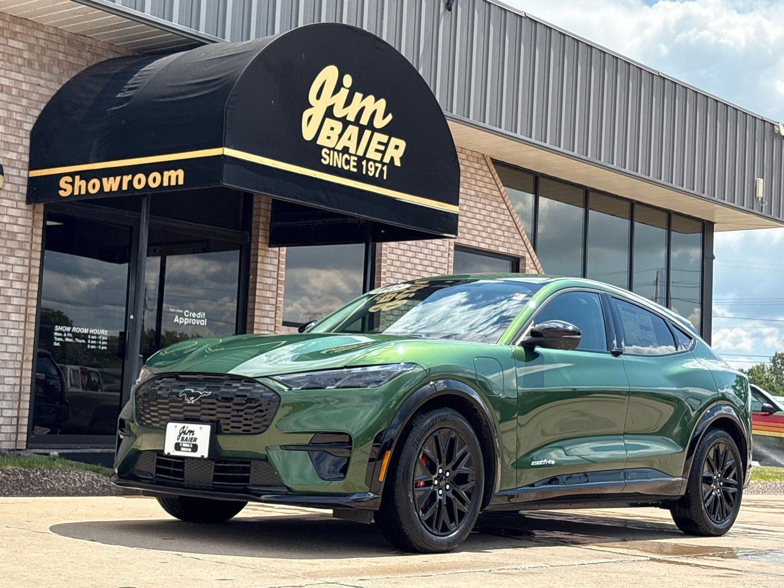 New 2025 Ford Mustang Mach-E Premium w/ Sport Appearance Package image 1