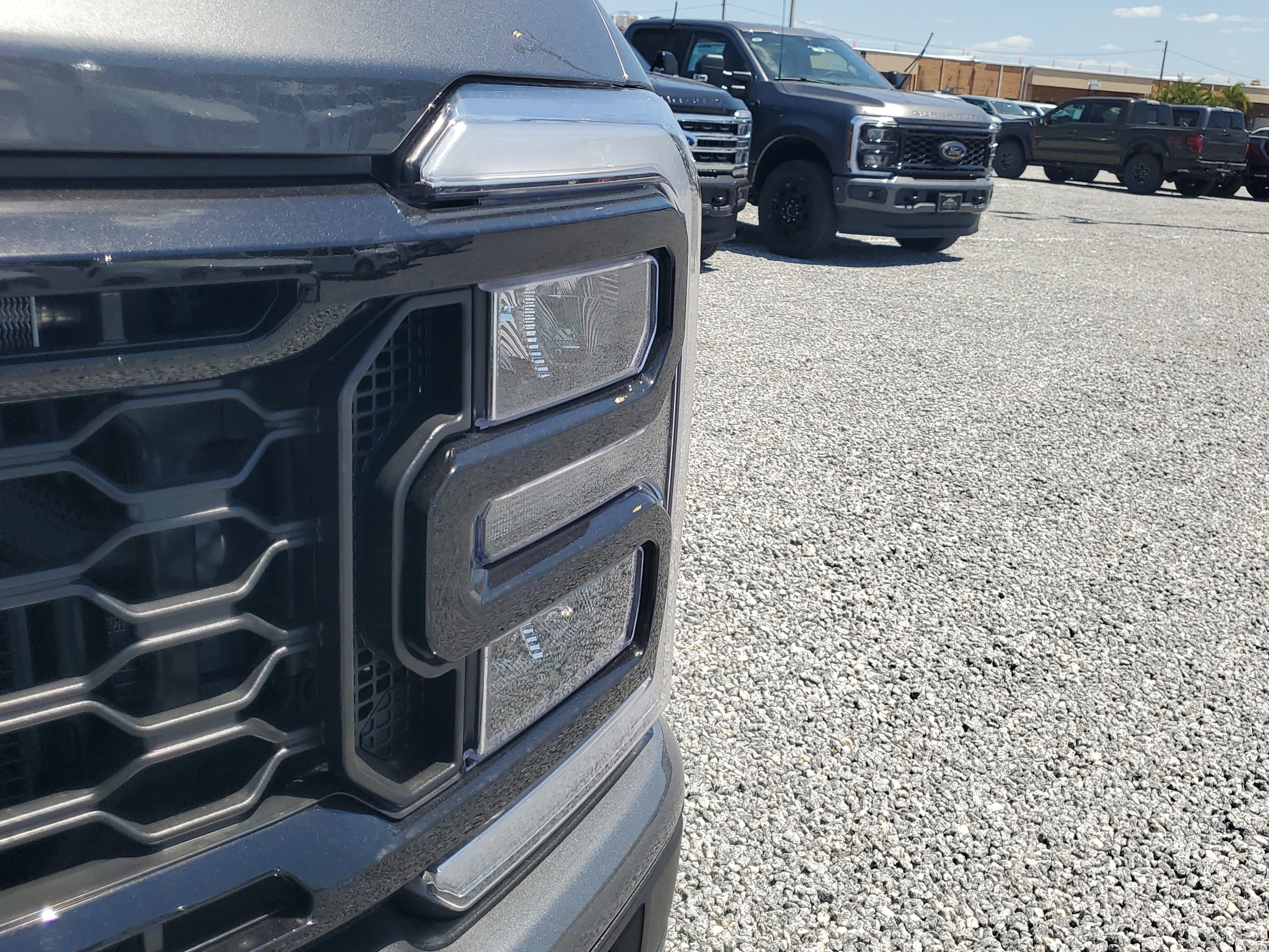 New 2025 Ford F250 Lariat w/ Lariat Ultimate Package image 4