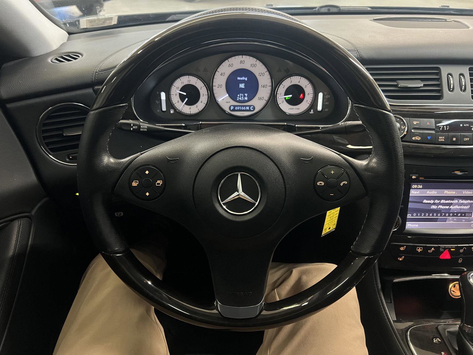 Used 2011 Mercedes-Benz CLS 550 image 6