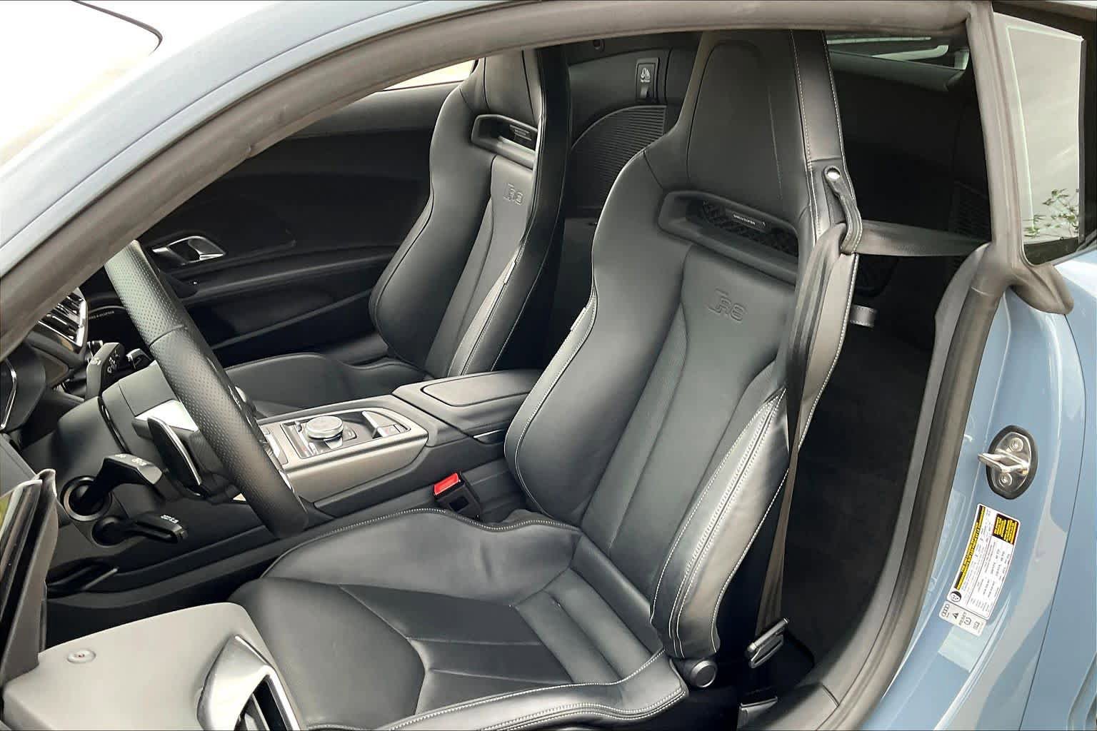 Used 2023 Audi R8 V10 performance w/ Dynamic Package RWD image 8