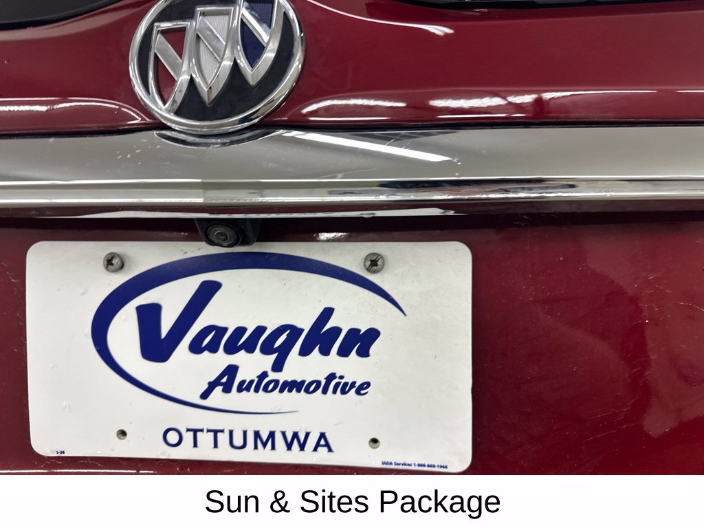 Used 2020 Buick Enclave Premium w/ Sun and Sites Package AWD/4WD image 18