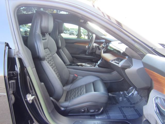 Used 2023 Audi e-tron GT Premium Plus image 22