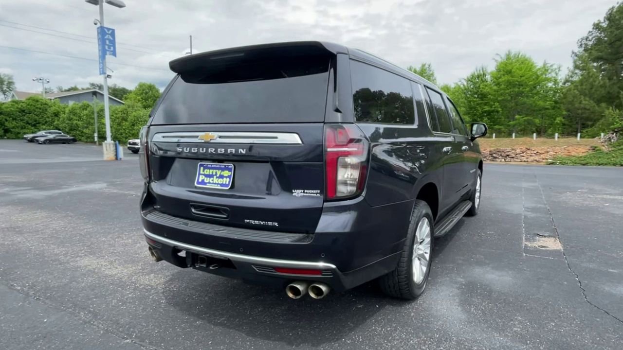 Used 2023 Chevrolet Suburban Premier AWD/4WD image 8