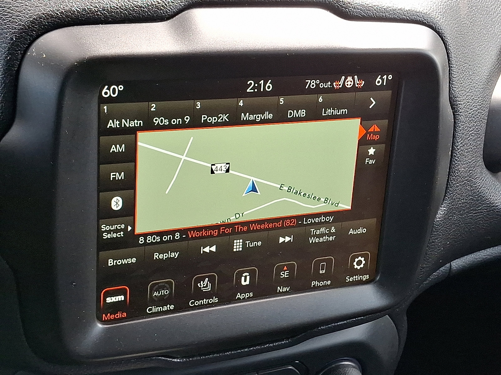 Used 2021 Jeep Renegade Latitude image 16