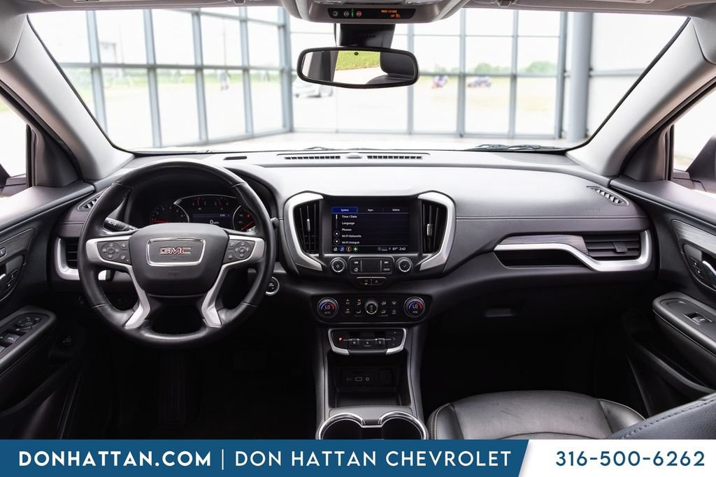 Used 2023 GMC Terrain SLT FWD image 4