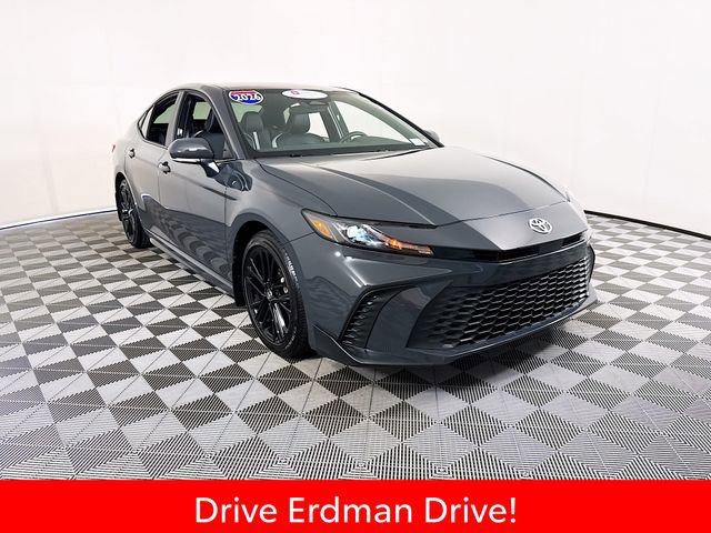 Certified 2026 Toyota Camry SE FWD image 1