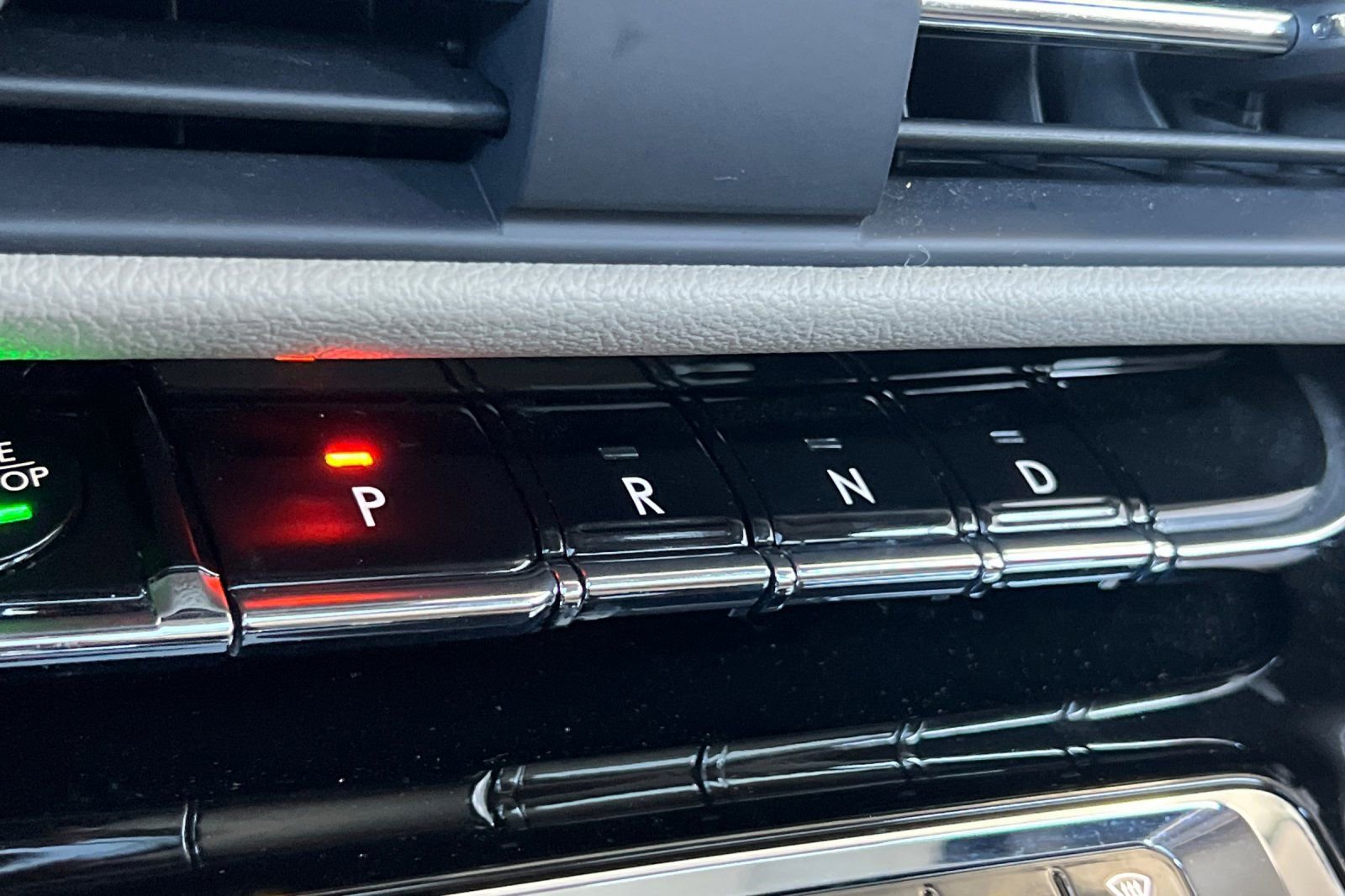 Certified 2025 Lincoln Corsair Grand Touring w/ Equipment Group 301A image 22