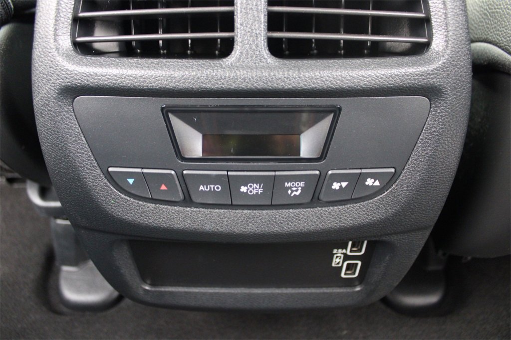 Used 2022 Honda Pilot TrailSport image 17