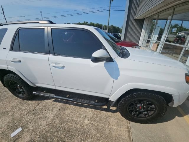 Used 2014 Toyota 4Runner SR5 RWD image 5