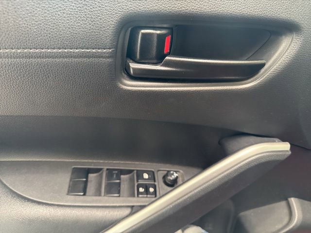Used 2023 Toyota Corolla Cross LE FWD image 10