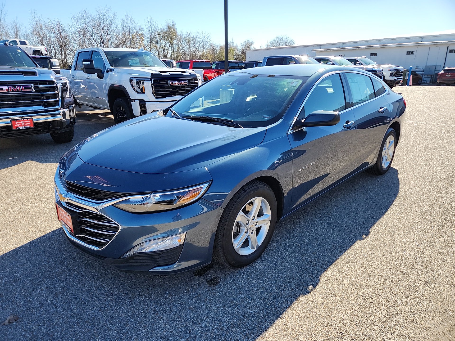 Used 2024 Chevrolet Malibu LT image 4