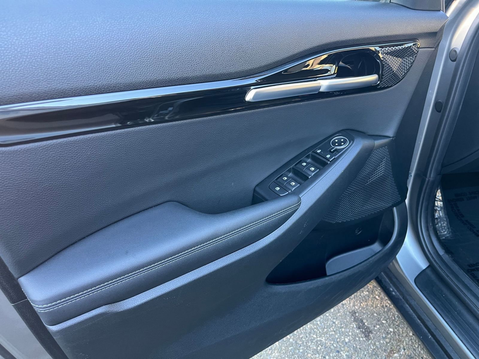 Used 2025 Kia Seltos S image 18