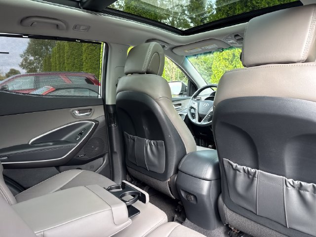 Used 2017 Hyundai Santa Fe Sport w/ 2.4L Tech Package 04 AWD/4WD image 23