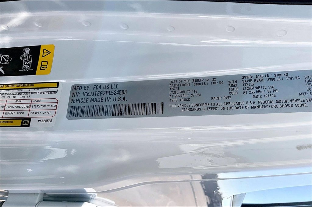 Used 2023 Jeep Gladiator Mojave image 16