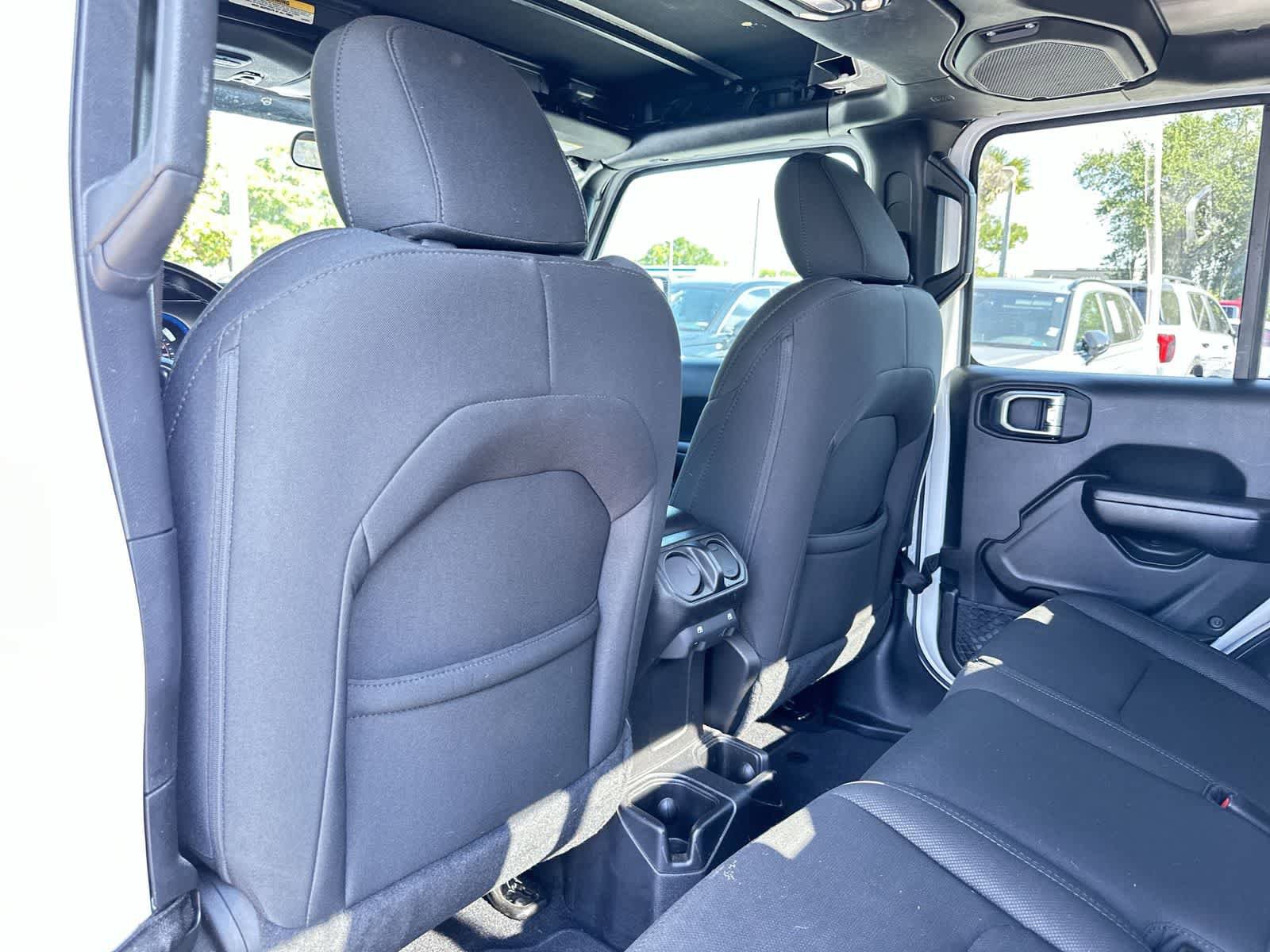 Used 2020 Jeep Gladiator Sport w/ Quick Order Package 24S AWD/4WD image 14