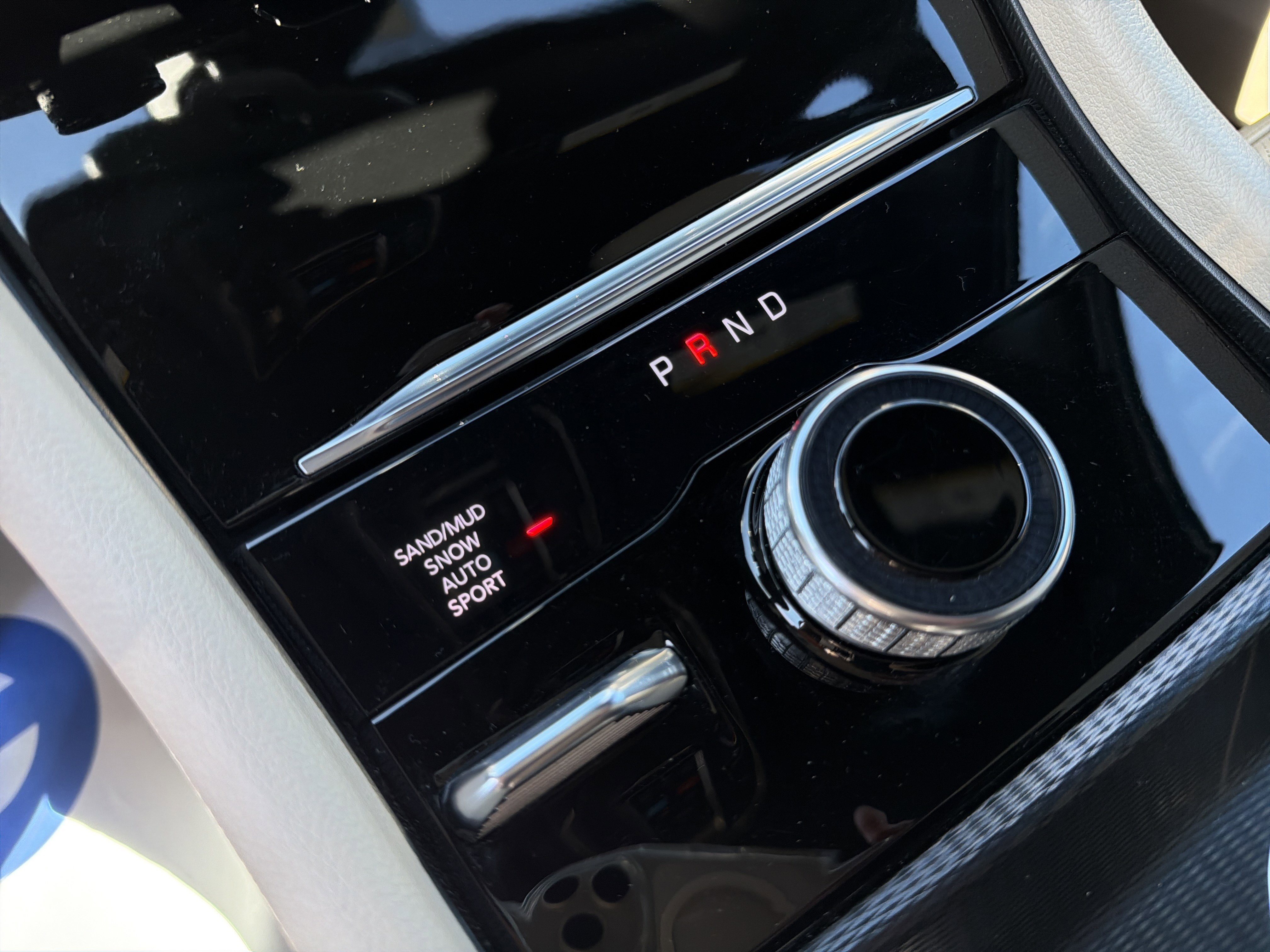 Certified 2025 Jeep Grand Cherokee L Limited w/ Luxury Tech Group II image 28