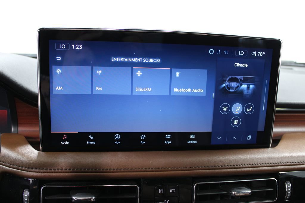 Used 2022 Lincoln Nautilus Reserve w/ Equipment Group 201A image 49