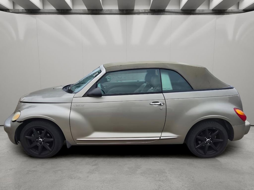 Used 2005 Chrysler PT Cruiser GT image 3