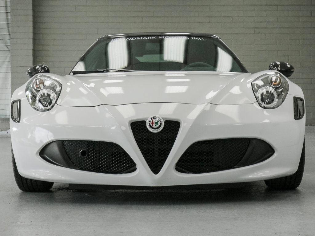 Used 2018 Alfa Romeo 4C Coupe w/ Coupe Track Package 1 RWD image 5