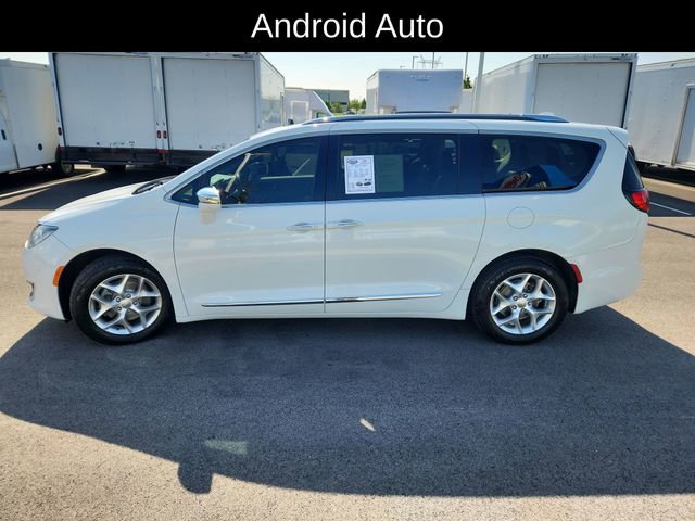 Used 2020 Chrysler Pacifica Limited image 4