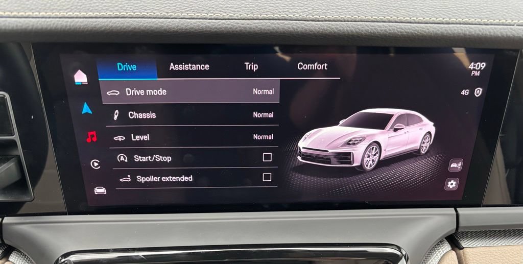 Certified 2025 Porsche Panamera 4 AWD/4WD image 26