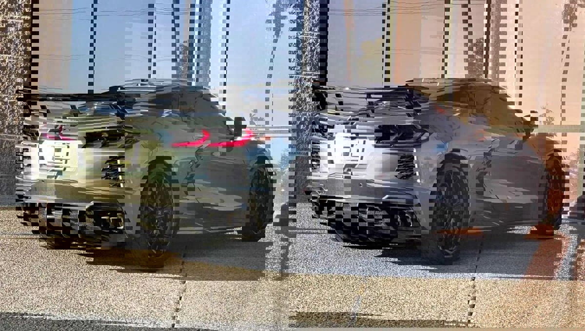 Used 2022 Chevrolet Corvette Stingray Premium Conv w/ Z51 Performance Package image 16