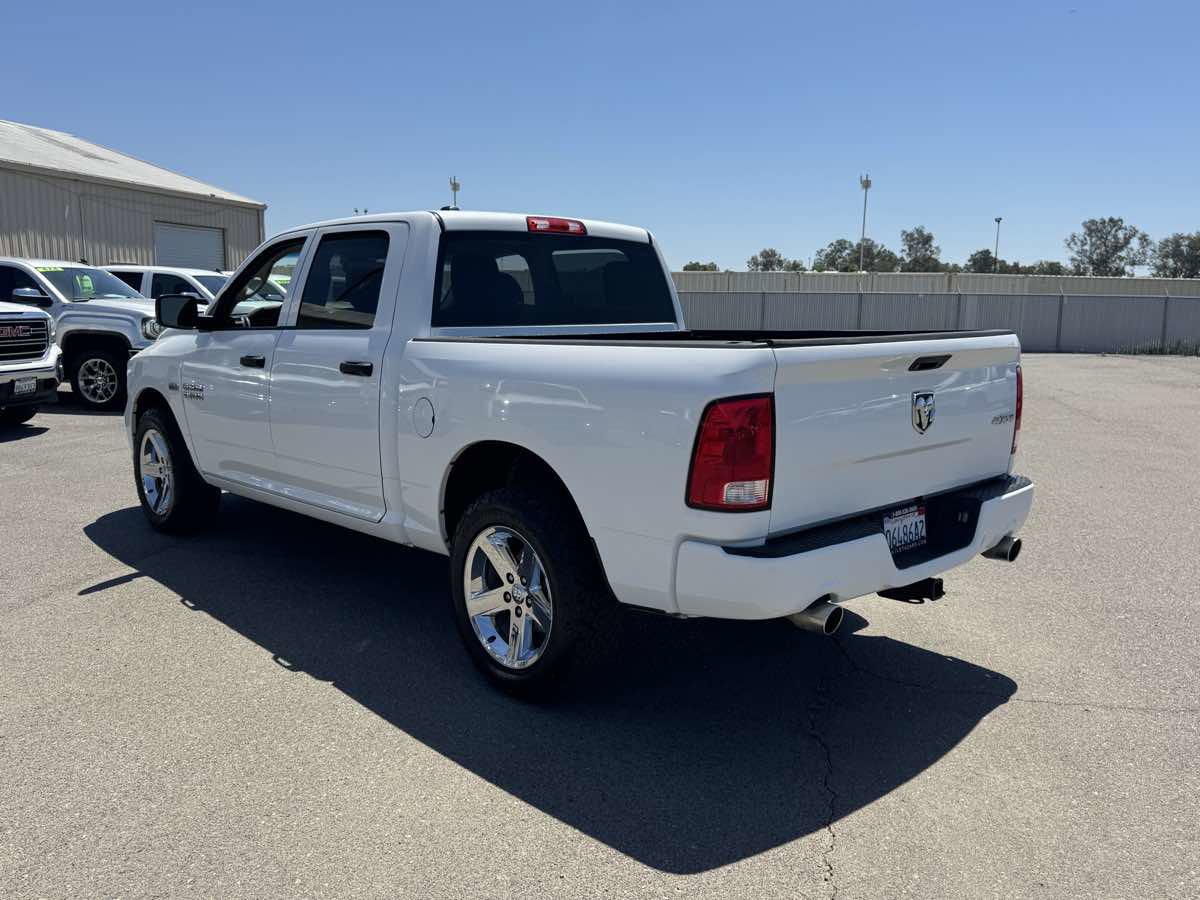 Used 2015 RAM 1500 Express AWD/4WD image 8