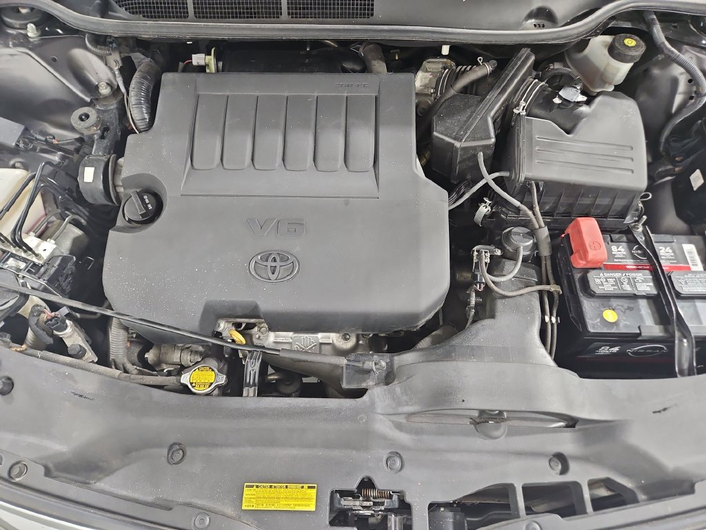 Used 2013 Toyota Venza LE w/ LE Convenience Pkg AWD/4WD image 21