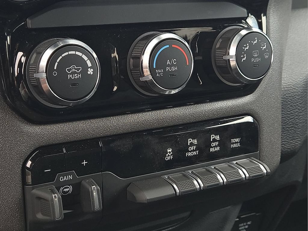 New 2026 RAM 1500 Classic Warlock AWD/4WD image 15