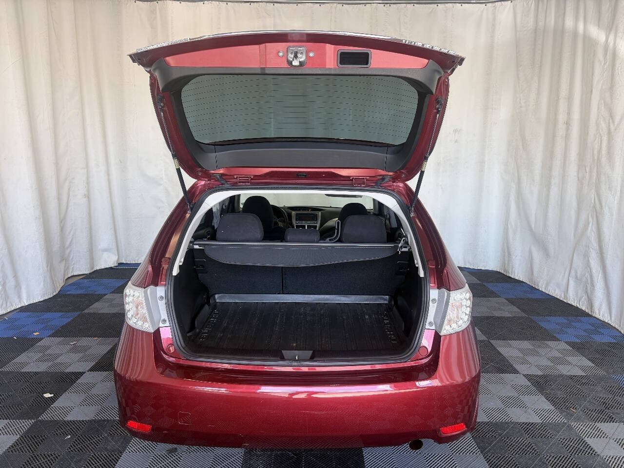 Used 2010 Subaru Impreza 2.5i Premium AWD/4WD image 10