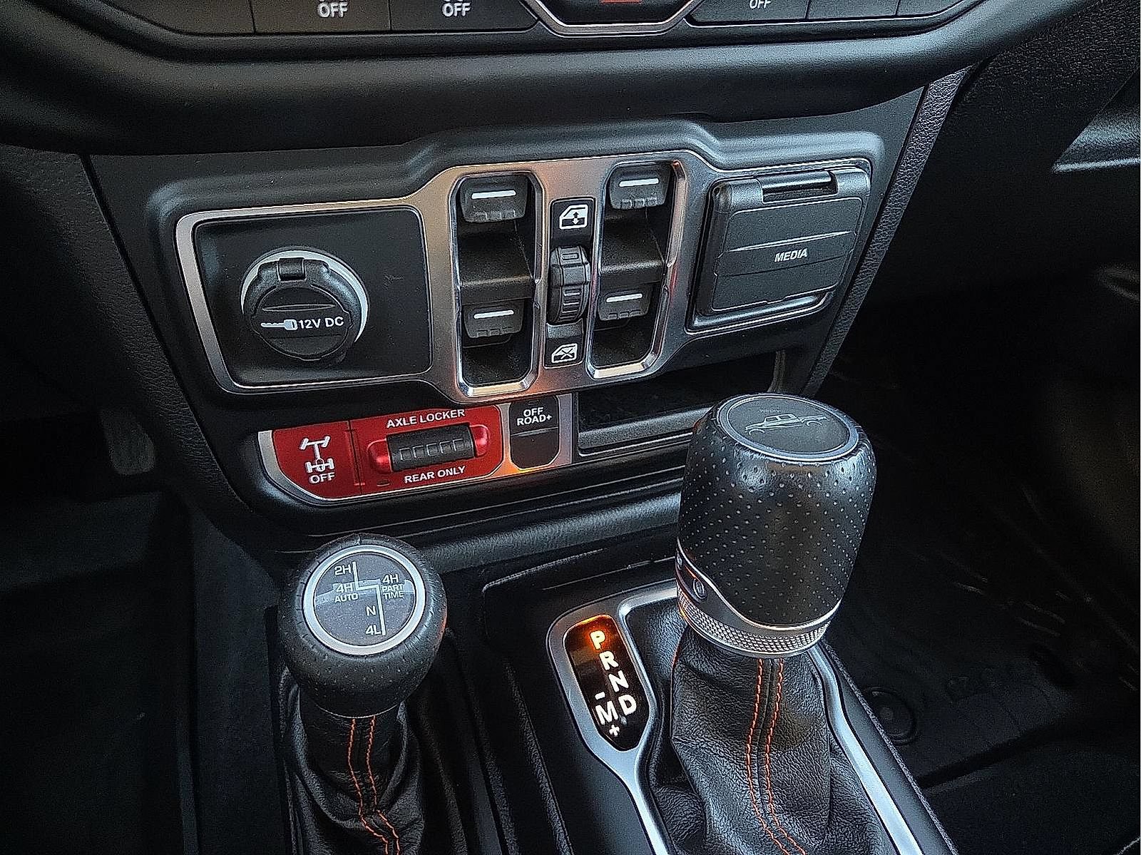 Used 2021 Jeep Gladiator Mojave w/ Uconnect 4C Nav & Sound Group AWD/4WD image 20
