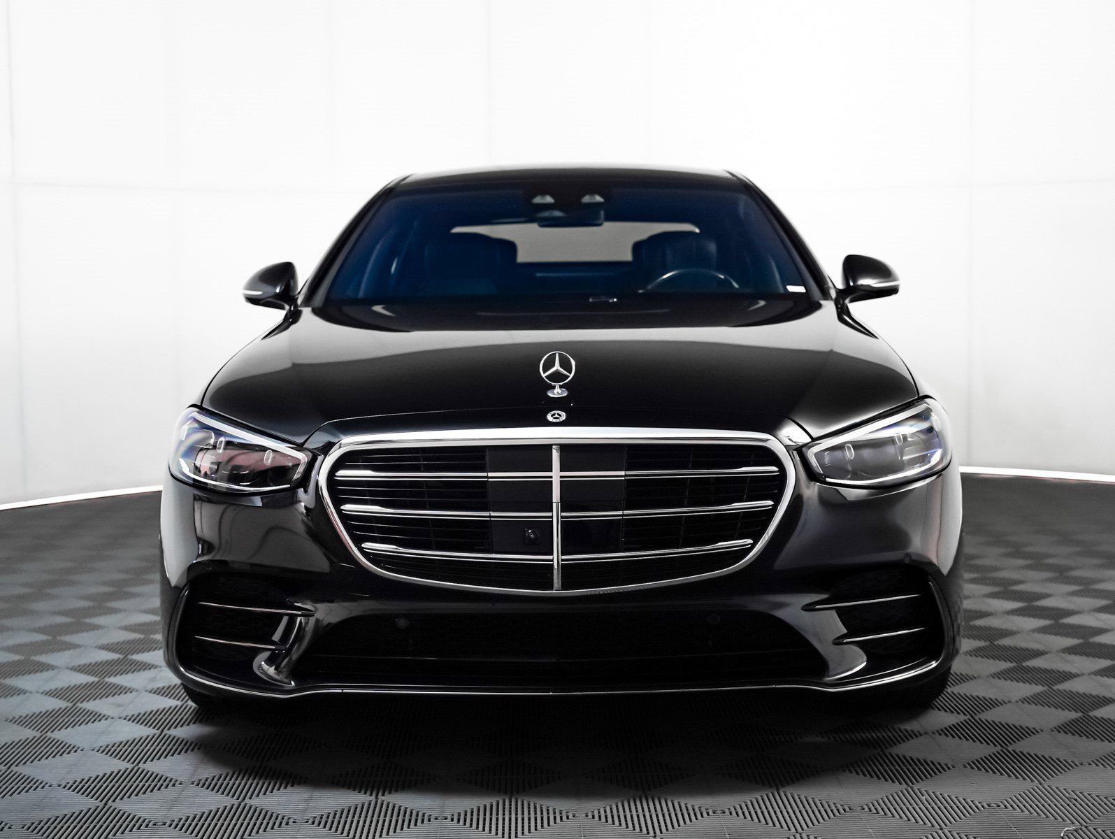 Certified 2024 Mercedes-Benz S 580 4MATIC Sedan image 13