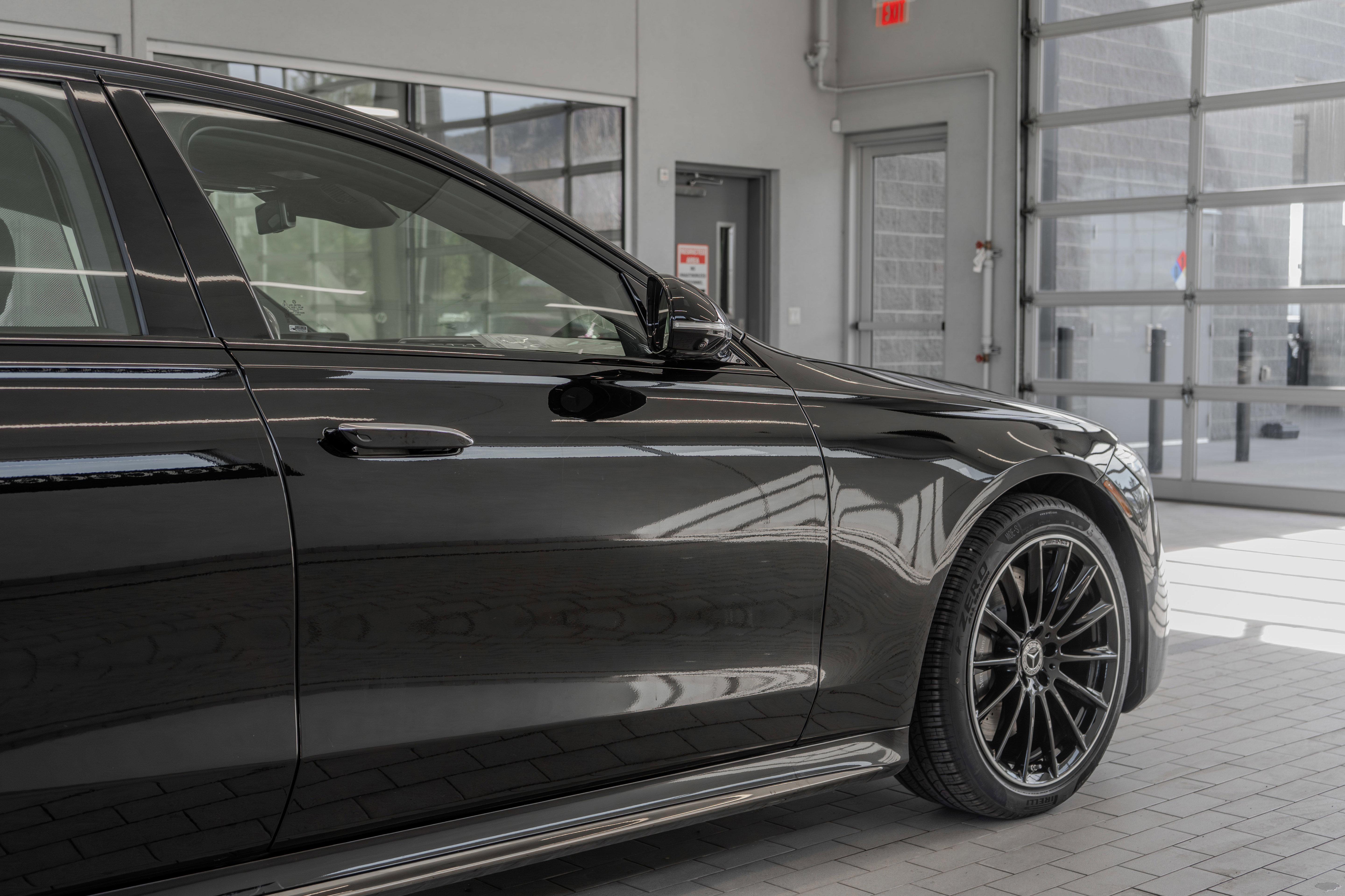 New 2025 Mercedes-Benz S 500 4MATIC image 30