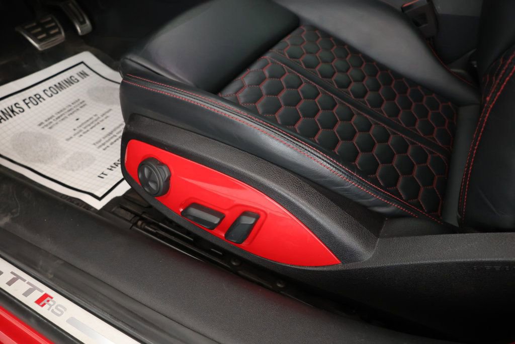 Used 2021 Audi TT RS image 9