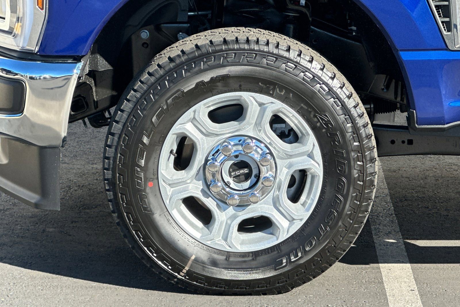 New 2026 Ford F250 XLT w/ XLT Premium Package AWD/4WD image 24