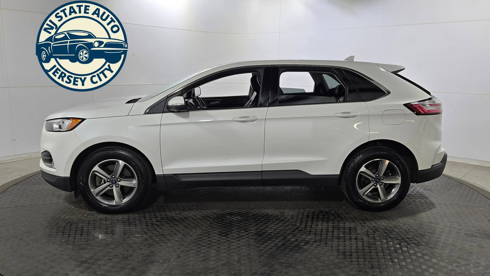 Used 2020 Ford Edge SEL w/ Convenience Package AWD/4WD image 11