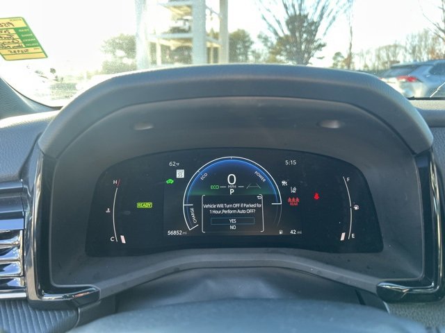 Used 2025 Toyota Camry SE image 18