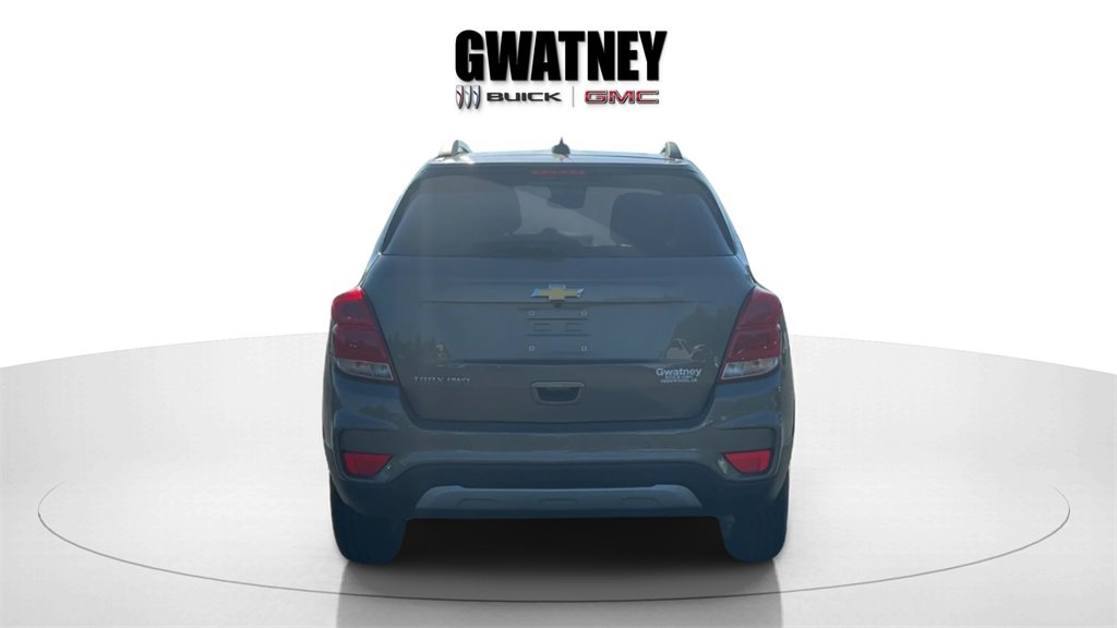 Used 2022 Chevrolet Trax LT w/ Driver Confidence Package image 6