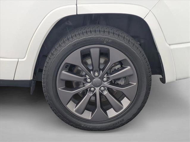 Used 2021 Jeep Cherokee High Altitude AWD/4WD image 22